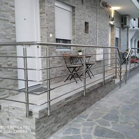 Lavim Apartments Sykia Chalkidikis Exterior photo
